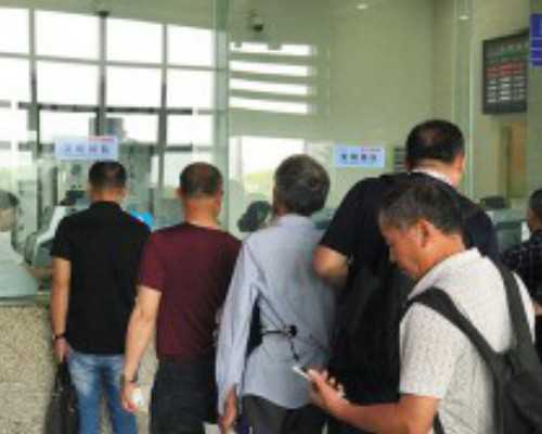 西安最好代孕公司,消防员牺牲后,42岁母亲冒险试管终圆梦!网友:“英雄又回